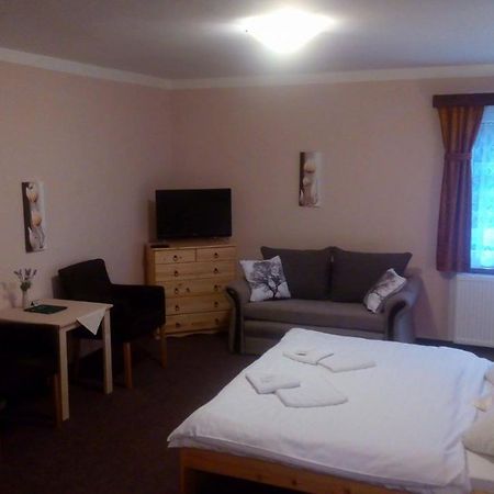 Hotel Garni Belveder Hřensko Esterno foto