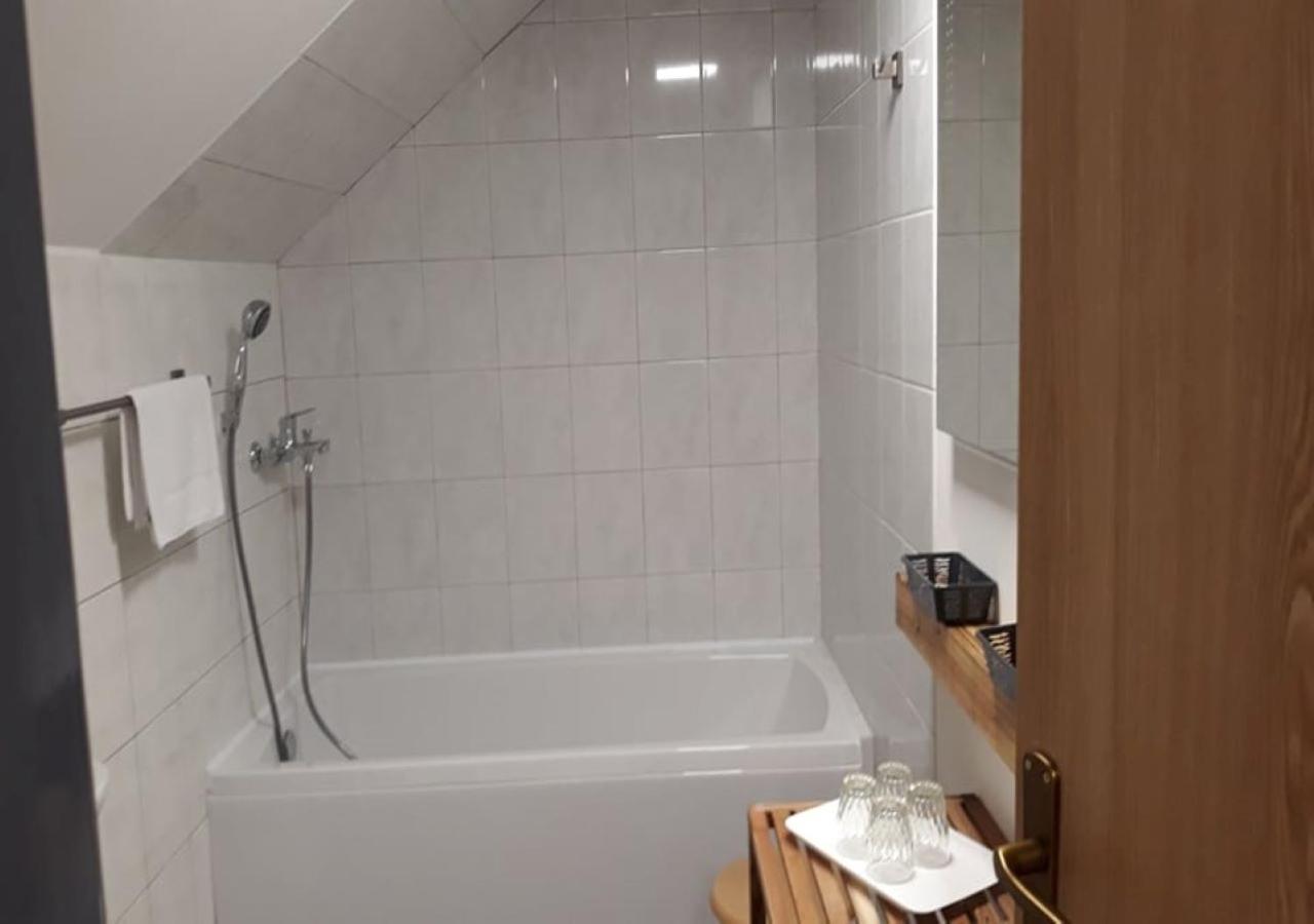 Hotel Garni Belveder Hřensko Esterno foto