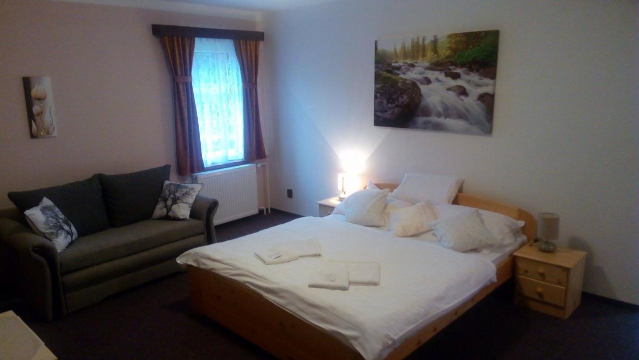 Hotel Garni Belveder Hřensko Esterno foto