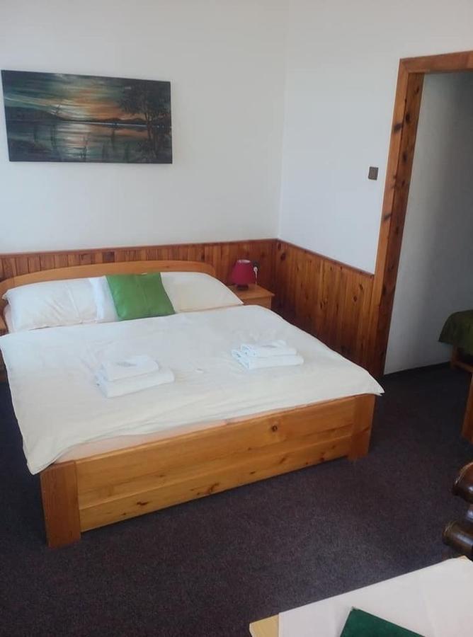 Hotel Garni Belveder Hřensko Esterno foto