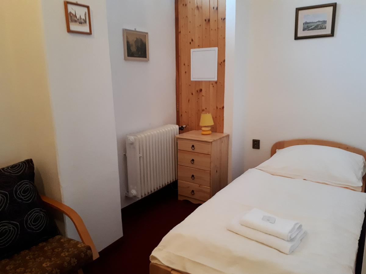 Hotel Garni Belveder Hřensko Esterno foto