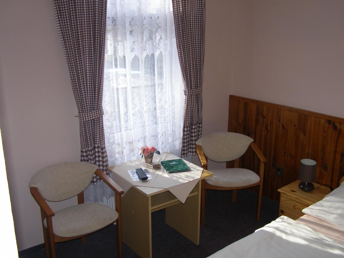 Hotel Garni Belveder Hřensko Esterno foto