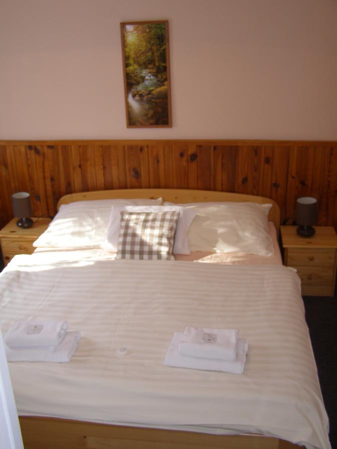 Hotel Garni Belveder Hřensko Esterno foto