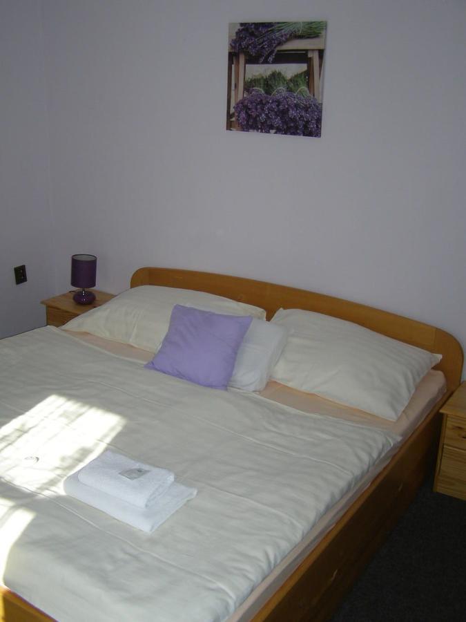 Hotel Garni Belveder Hřensko Esterno foto