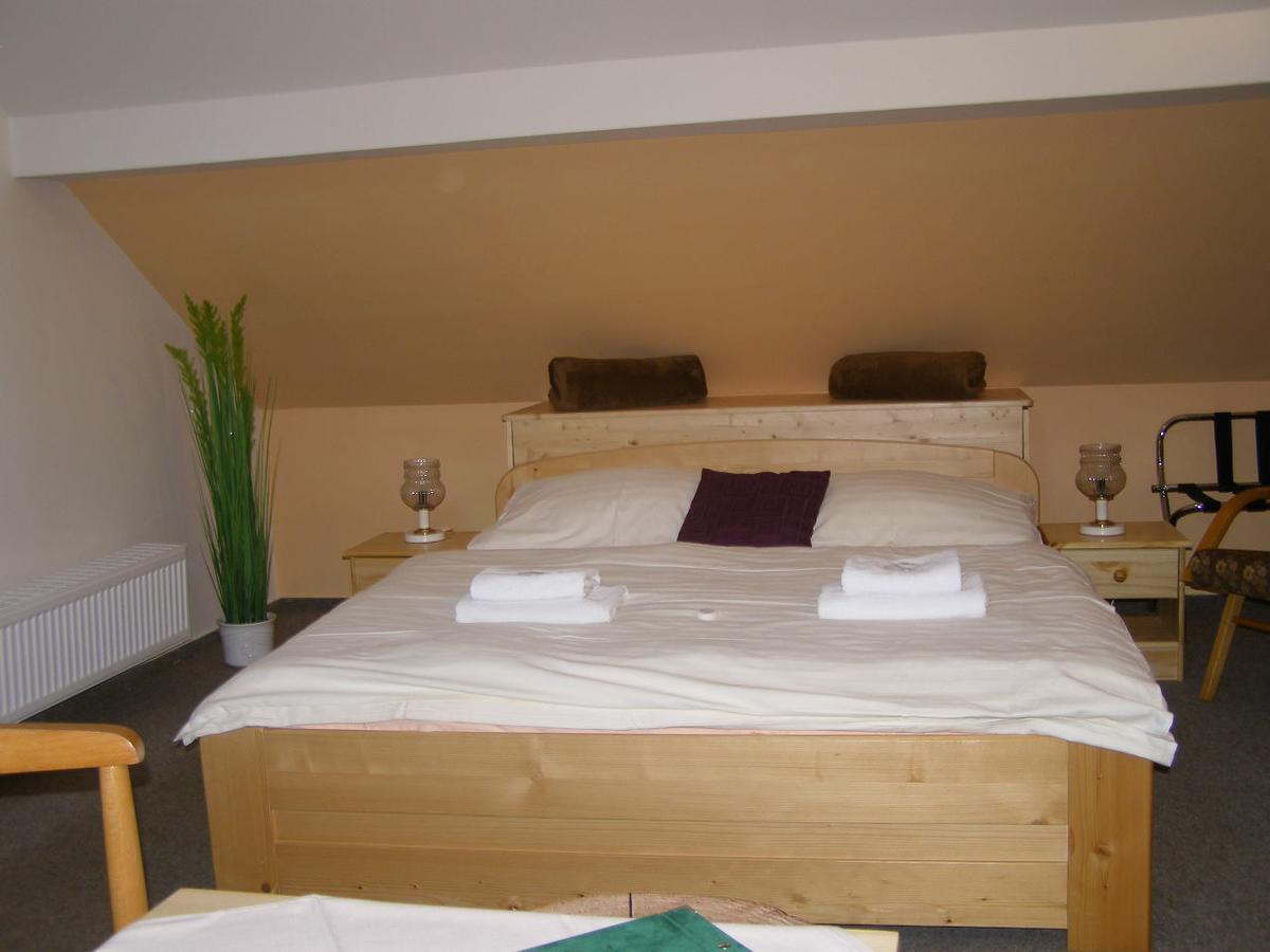 Hotel Garni Belveder Hřensko Esterno foto