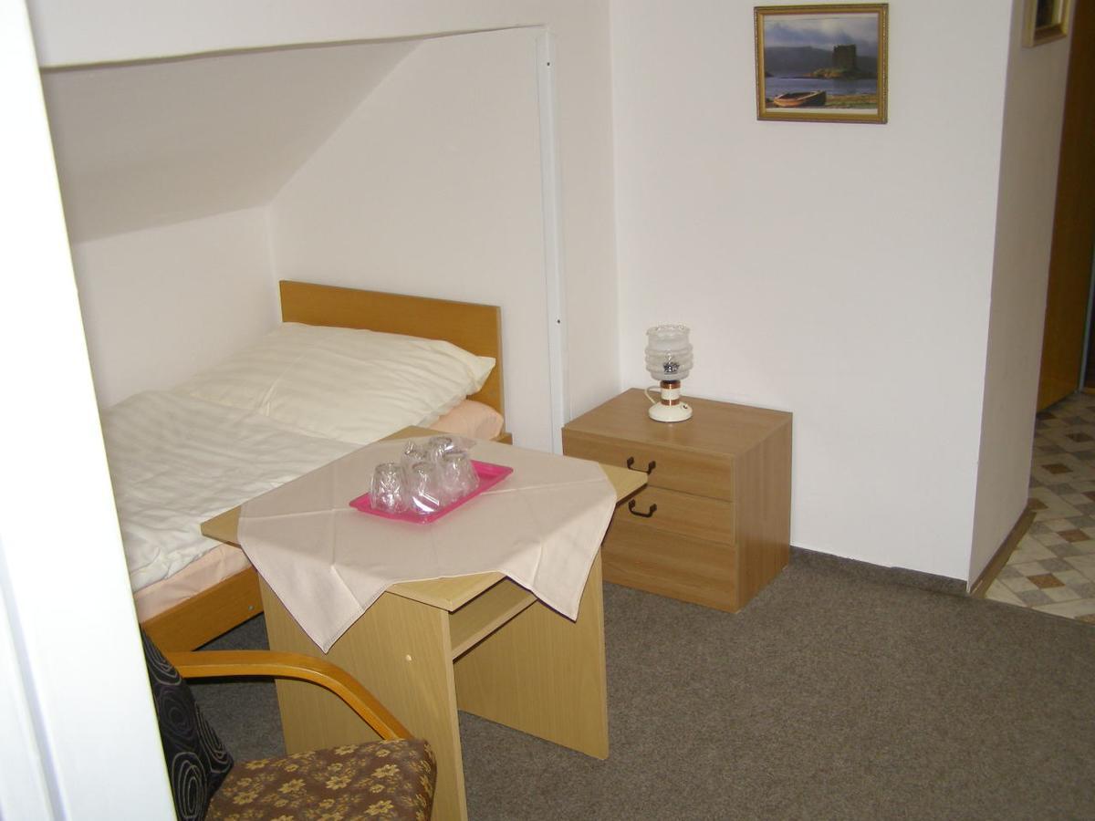Hotel Garni Belveder Hřensko Esterno foto