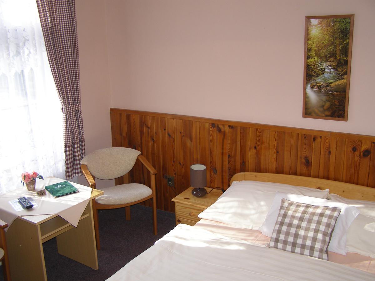 Hotel Garni Belveder Hřensko Esterno foto